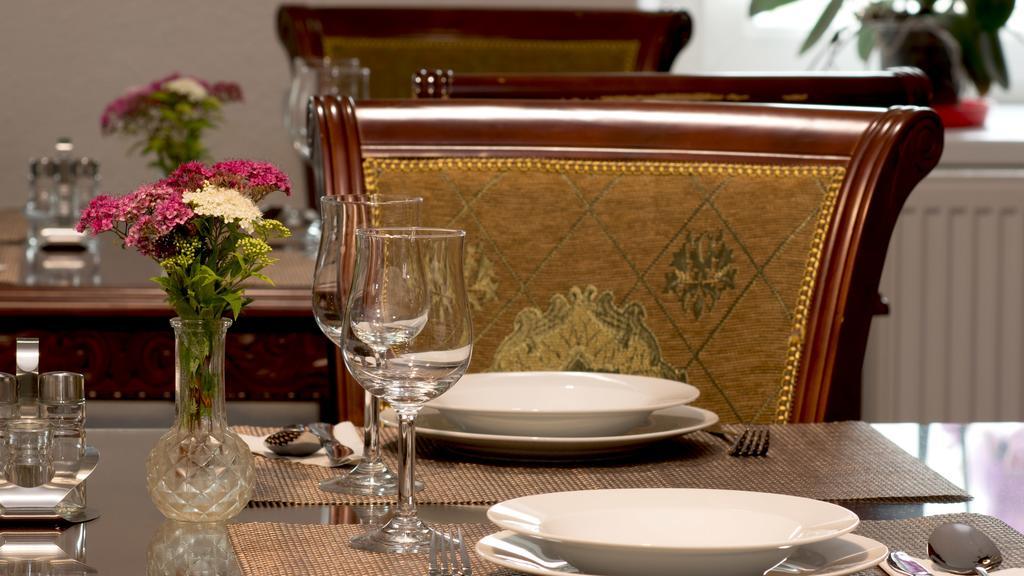 Zemianska Kuria Vachtar Hotel Kralova Lehota ภายนอก รูปภาพ