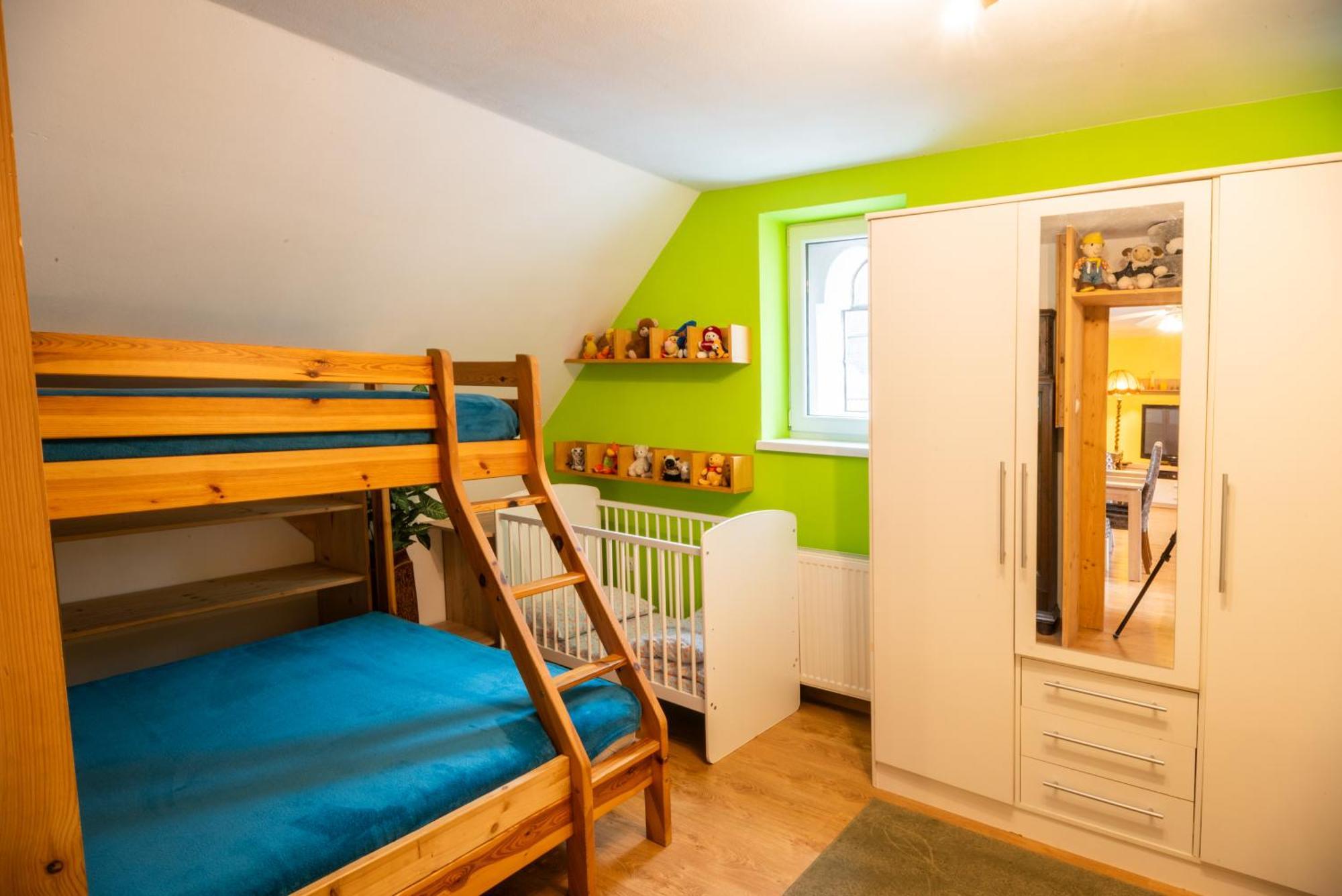 Zemianska Kuria Vachtar Hotel Kralova Lehota ภายนอก รูปภาพ